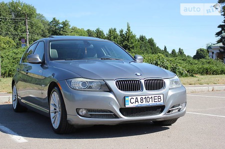 BMW 335 2011  випуску Черкаси з двигуном 3 л дизель седан автомат за 18500 долл. 
