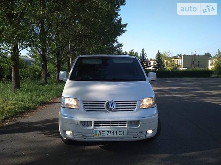 Volkswagen Transporter 2007  випуску Дніпро з двигуном 2.5 л дизель  автомат за 10500 долл. 