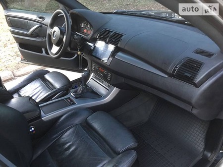 BMW X5 2004  випуску Чернігів з двигуном 3 л дизель позашляховик автомат за 12800 долл. 