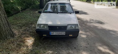 Lada 21099 1993  випуску Запоріжжя з двигуном 1.5 л газ седан механіка за 1850 долл. 