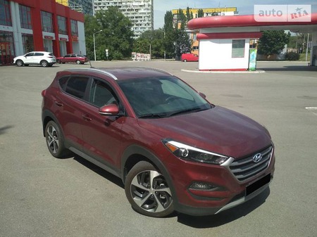 Hyundai Tucson 2016  випуску Дніпро з двигуном 1.6 л бензин позашляховик автомат за 20400 долл. 