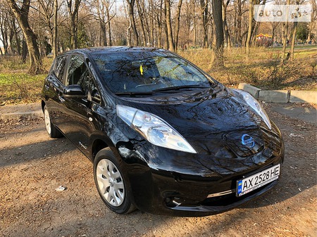 Nissan Leaf 2013  випуску Харків з двигуном 0 л електро хэтчбек автомат за 10300 долл. 