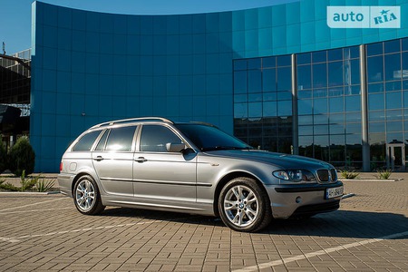 BMW 318 2003  випуску Донецьк з двигуном 2 л бензин універсал автомат за 7700 долл. 