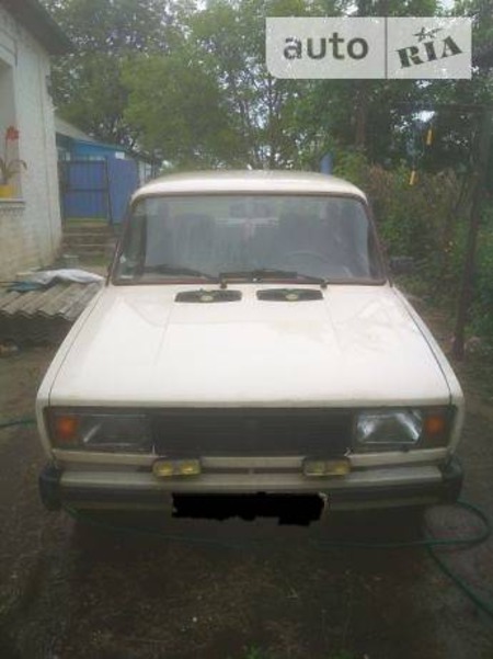 Lada 2105 1990  випуску Кропивницький з двигуном 1.2 л газ седан механіка за 686 долл. 