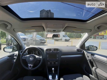 Volkswagen Golf 2013  випуску Дніпро з двигуном 2.5 л бензин хэтчбек автомат за 11000 долл. 