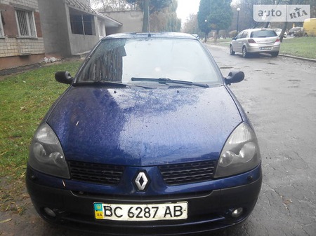 Renault Symbol 2005  випуску Львів з двигуном 1.4 л газ седан механіка за 4200 долл. 