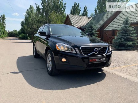 Volvo XC60 2009  випуску Херсон з двигуном 2.4 л дизель позашляховик автомат за 18990 долл. 