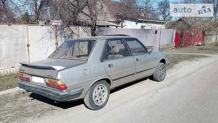 Peugeot 305 1986  випуску Київ з двигуном 1.5 л газ седан автомат за 1500 долл. 