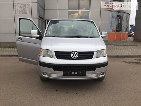 Volkswagen Transporter 2007  випуску Львів з двигуном 2.5 л дизель мінівен механіка за 7800 долл. 