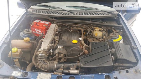 Ford Sierra 1990  випуску Луганськ з двигуном 2 л бензин седан механіка за 1300 долл. 