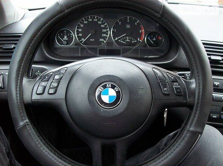 BMW 320 2000  випуску Луганськ з двигуном 2 л дизель седан механіка за 5900 долл. 