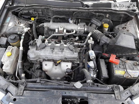Nissan Almera Classic 2008  випуску Дніпро з двигуном 1.6 л газ седан автомат за 6100 долл. 