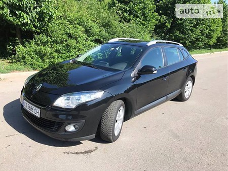 Renault Megane 2013  випуску Черкаси з двигуном 1.5 л дизель універсал механіка за 9150 долл. 