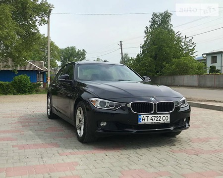 BMW 328 2013  випуску Івано-Франківськ з двигуном 2 л бензин седан автомат за 15999 долл. 