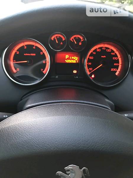 Peugeot 308 2011  випуску Дніпро з двигуном 1.6 л бензин хэтчбек автомат за 9500 долл. 