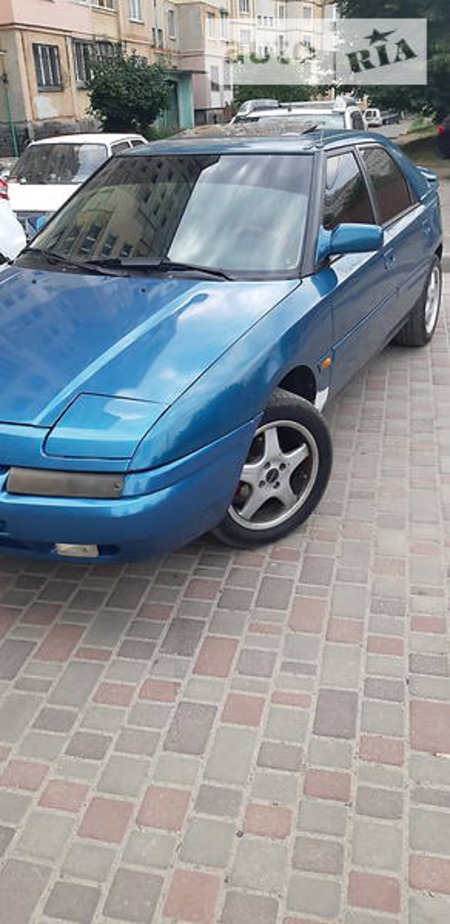 Mazda 323 1992  випуску Полтава з двигуном 1.8 л газ хэтчбек механіка за 2600 долл. 