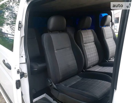 Mercedes-Benz Vito 2011  випуску Львів з двигуном 2.2 л дизель мінівен автомат за 14400 долл. 