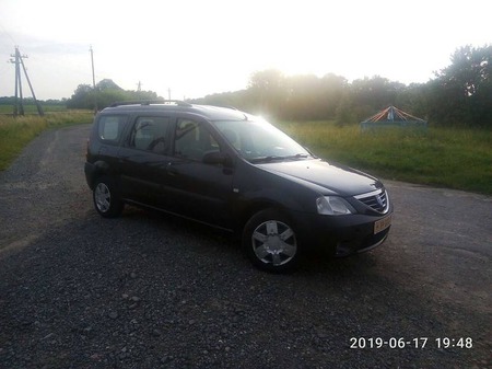 Dacia Logan 2008  випуску Тернопіль з двигуном 1.6 л бензин універсал механіка за 6250 долл. 