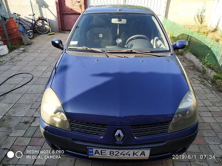 Renault Symbol 2003  випуску Дніпро з двигуном 1.4 л газ седан механіка за 3900 долл. 