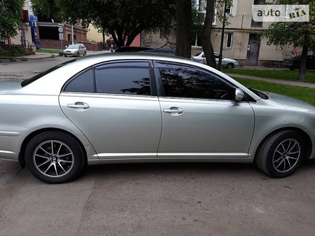 Toyota Avensis 2006  випуску Івано-Франківськ з двигуном 1.8 л газ седан механіка за 8500 долл. 