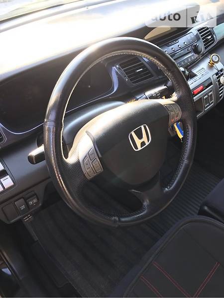 Honda FR-V 2008  випуску Київ з двигуном 1.8 л газ мінівен автомат за 8990 долл. 