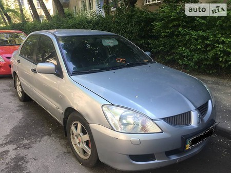 Mitsubishi Lancer 2004  випуску Львів з двигуном 1.6 л бензин седан механіка за 4300 долл. 