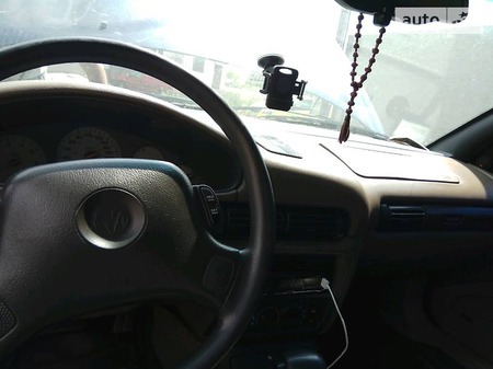 Dodge Intrepid 1997  випуску Київ з двигуном 3.5 л газ седан автомат за 2999 долл. 