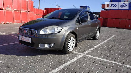 Fiat Linea 2011  випуску Миколаїв з двигуном 1.3 л дизель седан механіка за 6899 долл. 