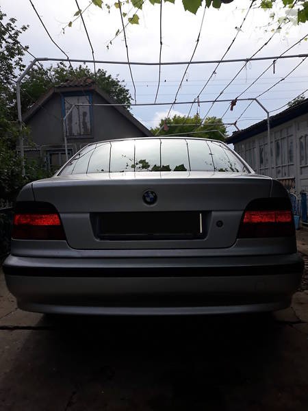 BMW 525 1999  випуску Одеса з двигуном 2.5 л дизель седан механіка за 2000 долл. 