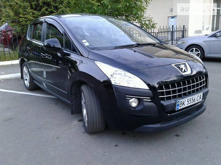 Peugeot 3008 2010  випуску Львів з двигуном 1.6 л дизель позашляховик автомат за 9550 долл. 