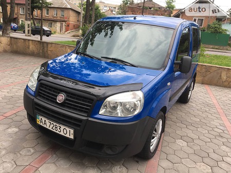 Fiat Doblo 2011  випуску Вінниця з двигуном 1.4 л газ мінівен механіка за 7000 долл. 