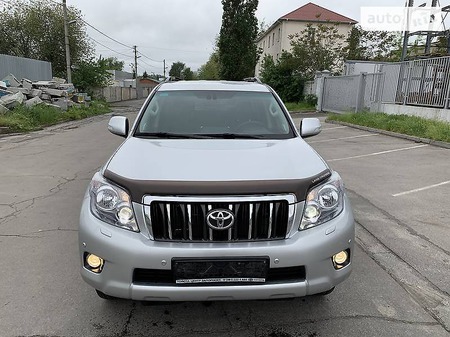 Toyota Land Cruiser Prado 2012  випуску Запоріжжя з двигуном 3 л дизель позашляховик автомат за 35000 долл. 