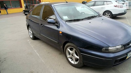 Fiat Brava 1998  випуску Кропивницький з двигуном 1.6 л газ ліфтбек механіка за 4000 долл. 