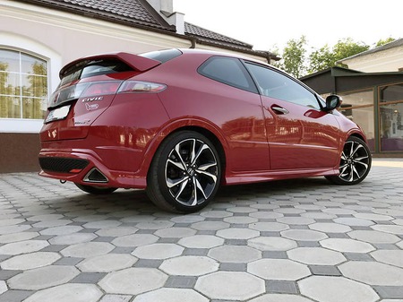 Honda Civic 2009  випуску Одеса з двигуном 2 л бензин хэтчбек механіка за 9300 долл. 