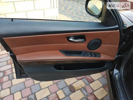 BMW 328 2011  випуску Дніпро з двигуном 3 л газ седан автомат за 10800 долл. 