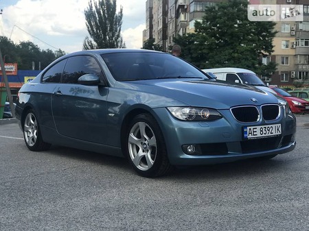 BMW 320 2007  випуску Дніпро з двигуном 2 л бензин купе автомат за 9500 долл. 