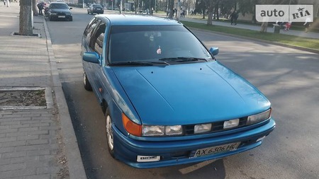 Mitsubishi Colt 1990  випуску Дніпро з двигуном 1.5 л газ купе механіка за 2677 долл. 