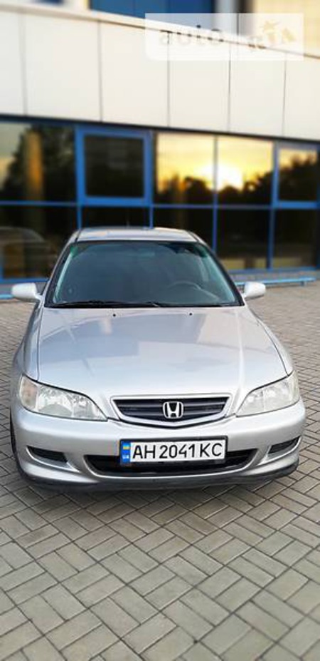 Honda Accord 2001  випуску Донецьк з двигуном 1.8 л газ седан механіка за 5000 долл. 