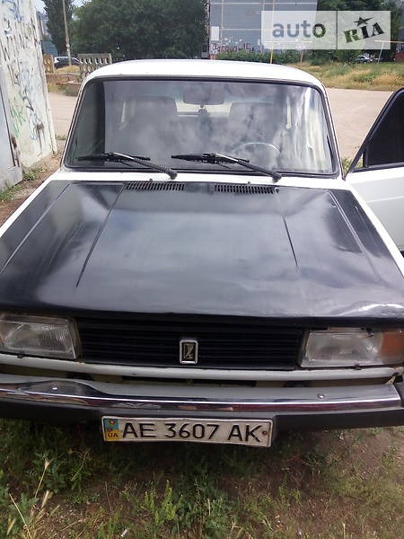 Lada 2105 1984  випуску Запоріжжя з двигуном 0 л газ седан механіка за 950 долл. 