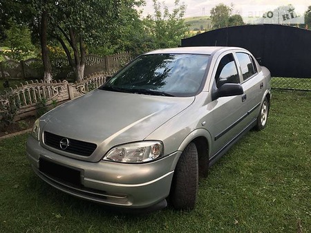 Opel Astra 2007  випуску Рівне з двигуном 1.6 л газ седан механіка за 5700 долл. 