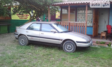 Mazda 323 1992  випуску Миколаїв з двигуном 1.8 л бензин хэтчбек механіка за 3200 долл. 