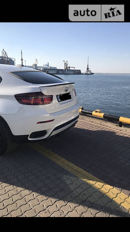 BMW X6 2011  випуску Одеса з двигуном 0 л бензин позашляховик автомат за 33000 долл. 