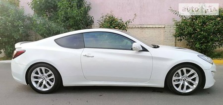 Hyundai Genesis Coupe 2013  випуску Київ з двигуном 2 л бензин купе автомат за 12600 долл. 