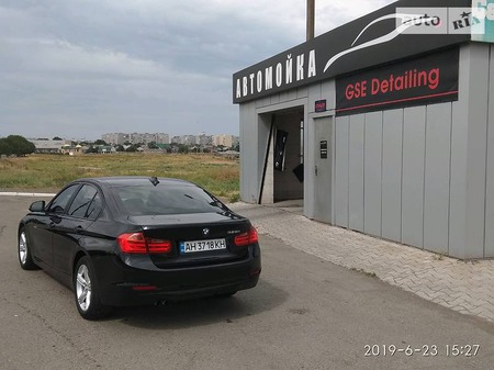 BMW 328 2012  випуску Донецьк з двигуном 2 л бензин седан автомат за 15500 долл. 