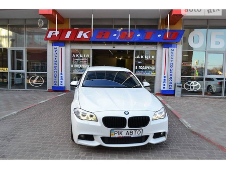 BMW 520 2012  випуску Київ з двигуном 2 л дизель седан автомат за 24900 євро 