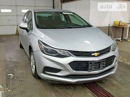 Chevrolet Cruze 2016  випуску Запоріжжя з двигуном 1.4 л бензин седан автомат за 9433 долл. 