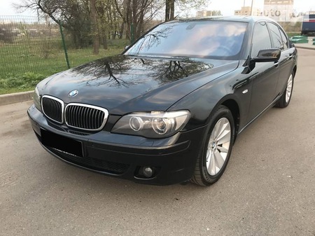 BMW 750 2007  випуску Харків з двигуном 4.8 л бензин седан автомат за 13500 долл. 