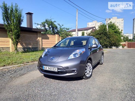 Nissan Leaf 2014  випуску Харків з двигуном 0 л електро хэтчбек автомат за 13900 долл. 