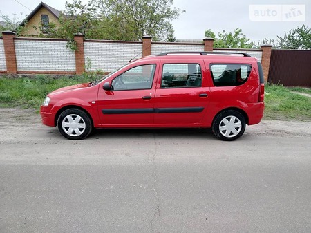 Dacia Logan MCV 2012  випуску Київ з двигуном 1.5 л дизель універсал механіка за 6500 долл. 