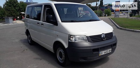 Volkswagen Transporter 2008  випуску Полтава з двигуном 2.5 л дизель мінівен механіка за 8600 долл. 